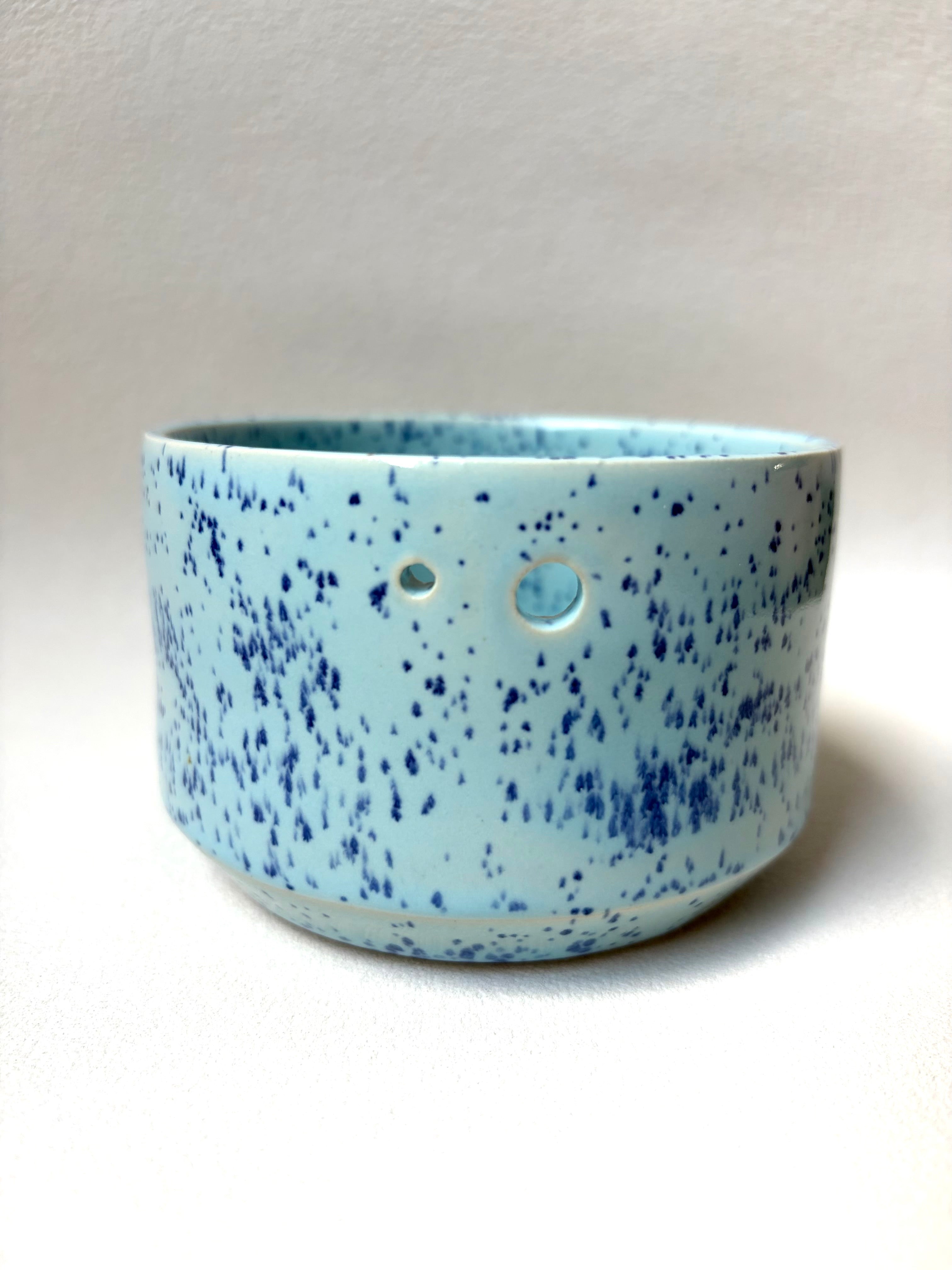 Herb Stripper / Garlic Grater / Dressing Bowl - Blue Speck